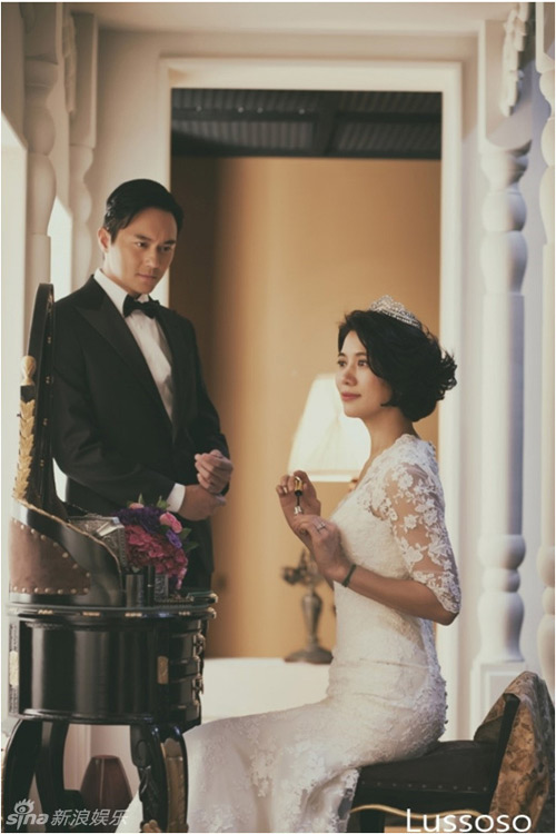 Hãy khám phá bộ sưu tập ảnh cưới kiểu Hongkong đầy ấn tượng và lãng mạn này. Chụp cho cặp đôi những khoảnh khắc đẹp nhất trong phong cách đậm chất Á Đông, các nhà nhiếp ảnh đã tạo ra những tác phẩm đầy phóng khoáng và độc đáo.