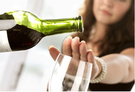 7 mẹo ăn uống ngày Tết giúp bạn giữ vóc dáng