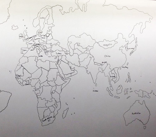 Vẽ bản đồ thế giới siêu đẹp: Nếu bạn muốn thêm một chút màu sắc và độc đáo cho bản đồ thế giới của mình, thì hãy tìm đến chúng tôi. Chúng tôi có thể giúp bạn vẽ bản đồ thế giới siêu đẹp với những chi tiết tuyệt vời và các tính năng mới lạ sẽ kích thích trí tò mò của bạn.