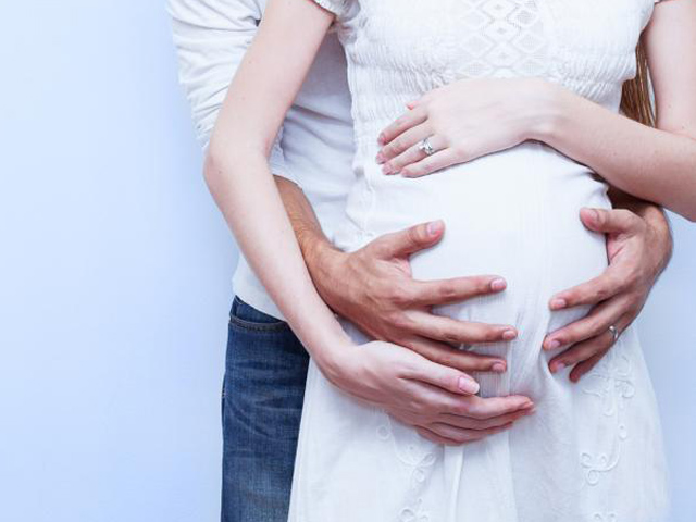 Quan hệ khi mang thai: Chảy máu có nguy hiểm?