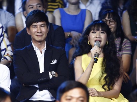 Gái 4 con Minh Hà bất ngờ xuất hiện tại Vietnam Idol Kids cùng ông xã Lý Hải