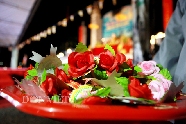 Ảnh: Cảm Động Nghi Lễ 