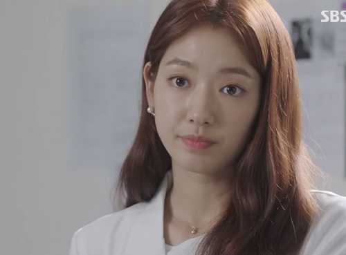 Chuyện tình bác sĩ tập 17: Park Shin Hye trừng mắt, to tiếng với Kim Rae Won - 7