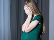 Vì sao mang bầu mẹ hay bị đau bụng, khi nào là nguy hiểm?