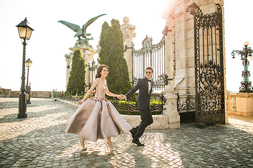 Cô dâu Châu Âu hãy cùng chúng tôi thực hiện những bức ảnh cưới đẹp nhất. Chúng tôi cam kết sẽ giúp bạn tỏa sáng và trở nên đẹp nhất trong ngày trọng đại của mình.