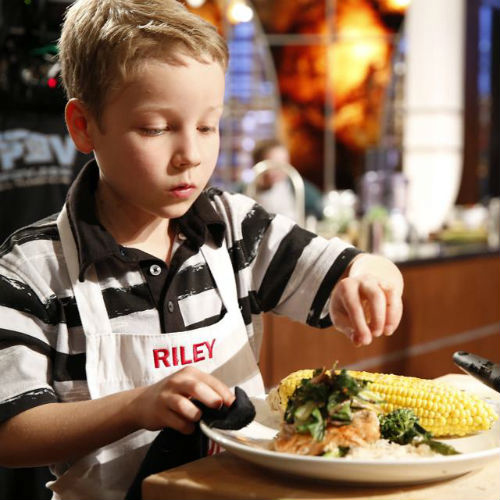 Gặp gỡ Riley cậu nhóc nhỏ tuổi nhất MasterChef Junior