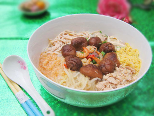 nhung mon tan dung nguyen lieu thua sau tet - 8