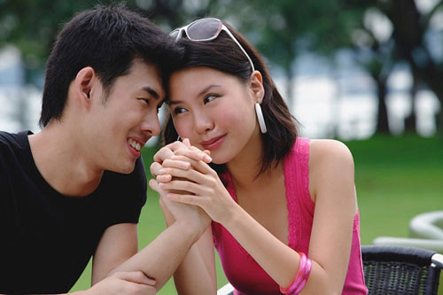 Nhà Này Ai Cũng Đẹp, Lấy Gái Xấu Về Làm Gì'?