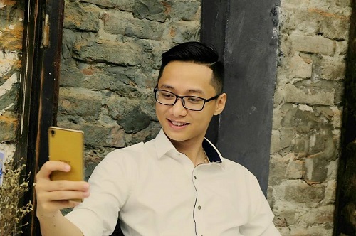 Anh chủ đẹp trai khóc mếu trước chú chó cưng amp;#34;sang chảnh nhất hành tinhamp;#34; - 6