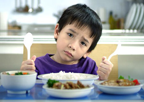 Kết quả hình ảnh cho trẻ lười ăn