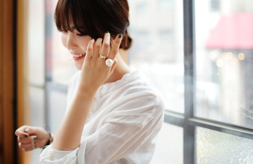 noi bat va ca tinh voi phong cach deo nhan bo - 11