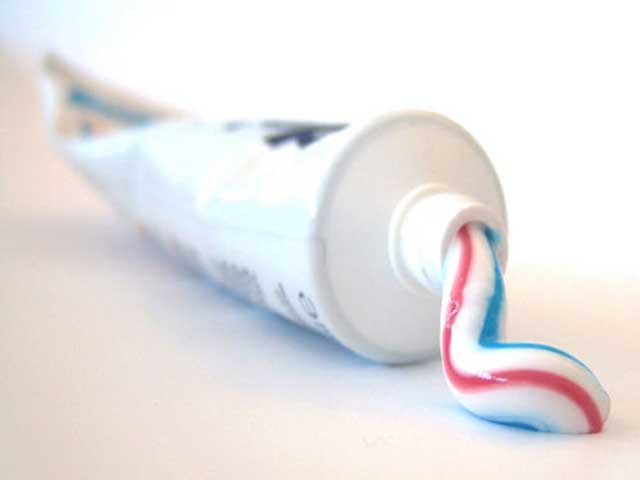 Tác dụng của kem đánh răng không chỉ giúp làm sạch răng mà còn có nhiều lợi ích cho sức khỏe và tình trạng răng miệng. Hãy xem hình ảnh này để tìm hiểu thêm về tác dụng của kem đánh răng và cách sử dụng chúng một cách hiệu quả.