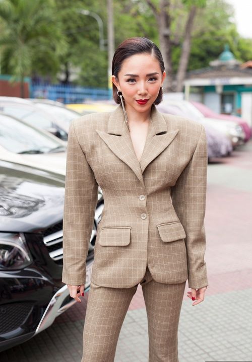 Top 11 kiểu tóc mặc vest nữ công sở SÀNH ĐIỆU như sao Hàn