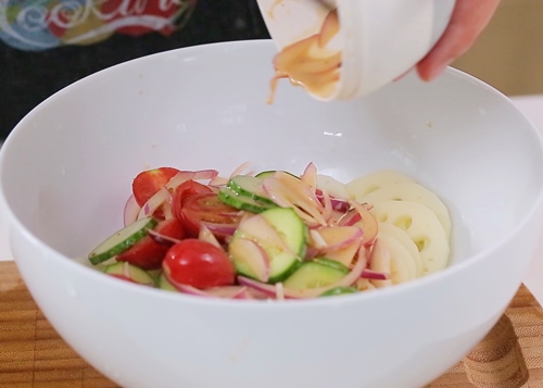 10 phut la xong salad cu sen thanh mat - 4