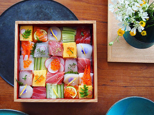 Từ sushi miếng người nhật chuyển sang mê mẩn sushi ghép hình