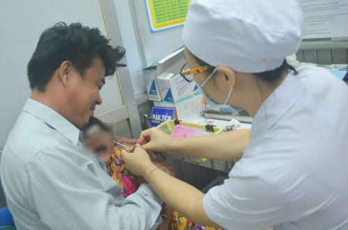 Tp hcm khuyến cáo phụ huynh đưa con đi tiêm vắc xin bệnh bạch hầu ho gà uốn ván