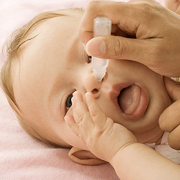 Bày mẹ 5 cách giúp trẻ sơ sinh nghẹt mũi dễ thở hơn