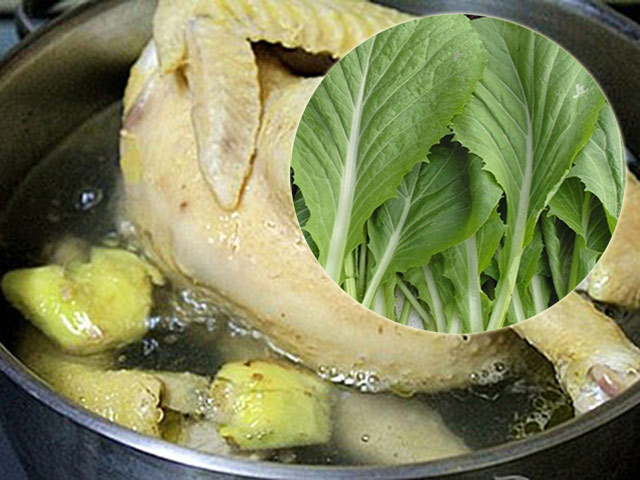 Nấu rau cải với nước luộc gà, vợ bị chồng hất đổ nồi canh vì quê anh chẳng nấu thế