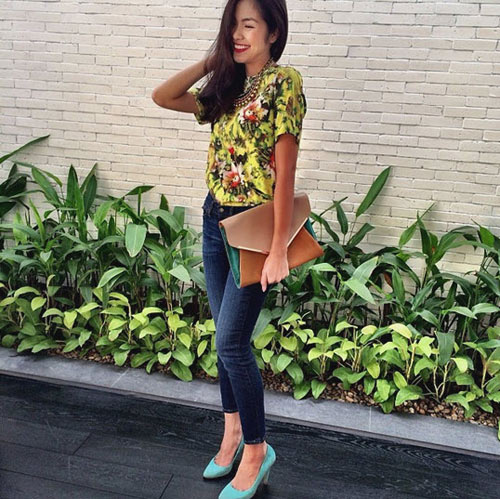 chi quan jeans + ao so mi, ha tang van toa sang! - 7