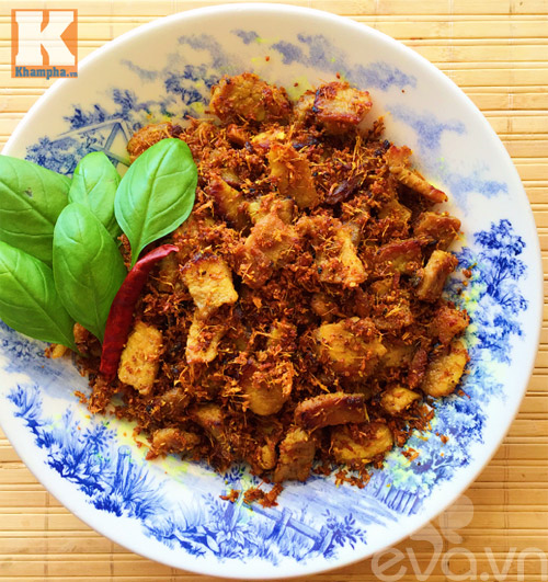 Thịt rang riềng cháy cạnh ngon cơm ngày lạnh