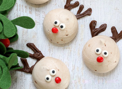 Giáng sinh hấp dẫn với bánh quy meringue hình tuần lộc