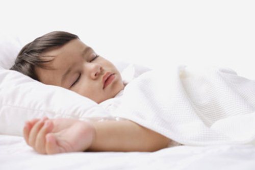 4 cách ít ai biết khiến bé sơ sinh có tỉnh táo đến mấy cũng sẽ ngủ trong tích tắc