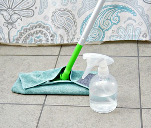 Không cần nước tẩy 2 nguyên liệu có thể giúp lau sạch bóng sàn nhà