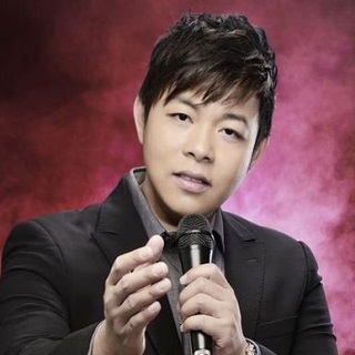 Quang Lê: Những bí mật chuyện đời tư, chuyện yêu của nam ca sĩ