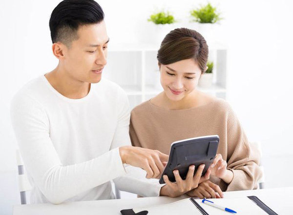 Que thử rụng trứng một vạch đậm, một vạch mờ nên hiểu thế nào? - 1
