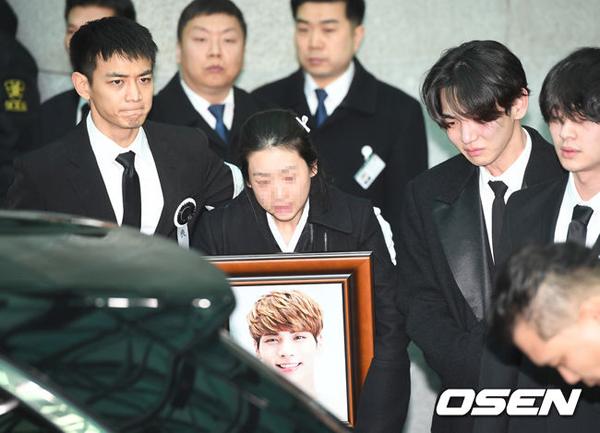 Mừng sinh nhật 30 tuổi của em trai đã mất chị gái Jonghyun SHINee đã có  một động thái gây xúc động  GUUvn
